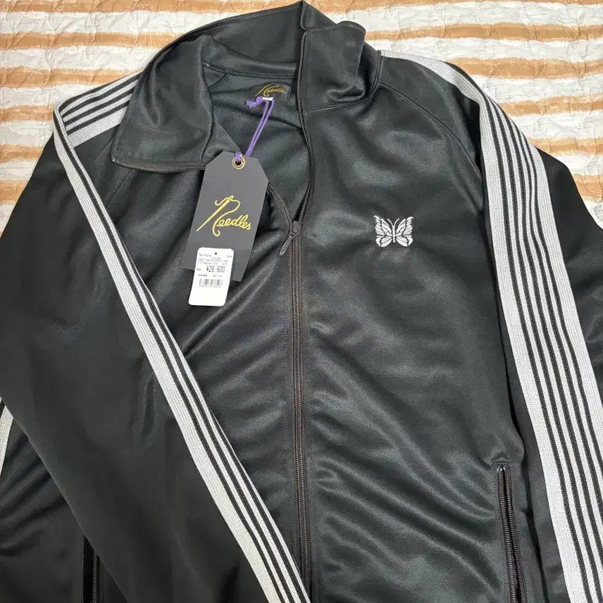 [BUNJANG] Needles Track Jacket Special Order Model / 니들스 트랙자켓 lhp 별주모델 판매합니다