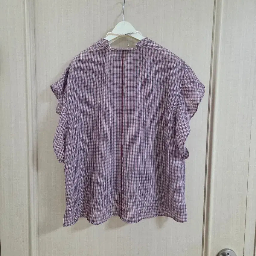 [SOLD OUT] 온앤온 고급스런 체크 프릴블라우스