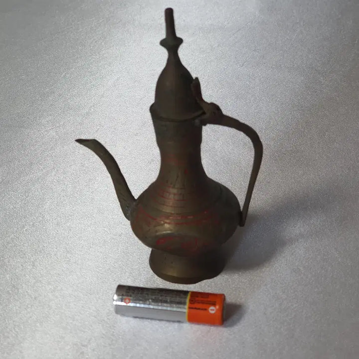 [BUNJANG] Antique Jade-like Stone and Brass Decorative Teapot / 엔틱 옥색(석조) 장식 황동 주전자 소품