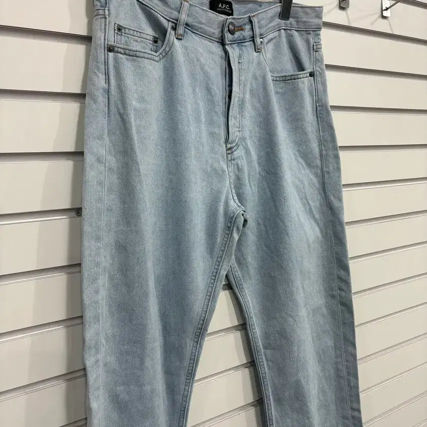 [BUNJANG] A.P.C. Light Wash Denim Pants Size 30 / A.P.C. 연청 데님 팬츠 30사이즈