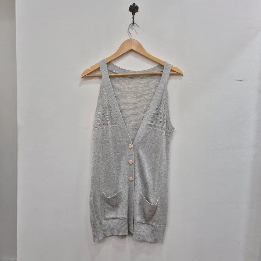 [BUNJANG] Gray Knit Vest Cardigan / 회색 니트 조끼 가디건
