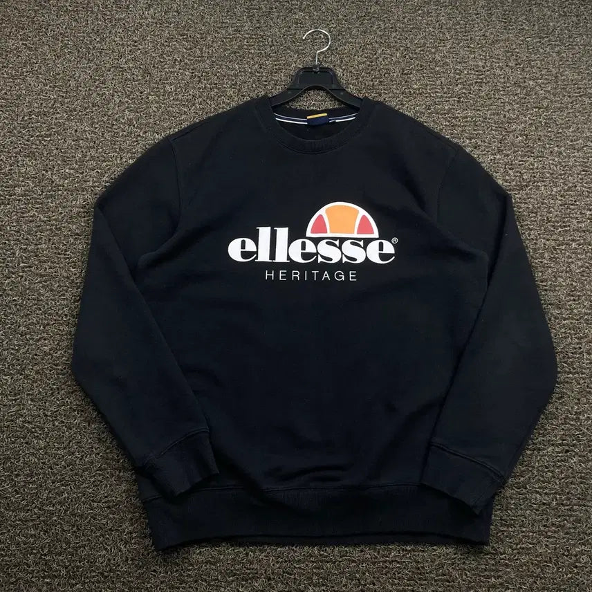 [BUNJANG] ellesse Black Sweatshirt / 엘레쎄 블랙 맨투맨