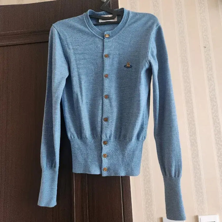 [BUNJANG] Vivienne Westwood Cardigan Sky Blue / 비비안웨스트우드 가디건