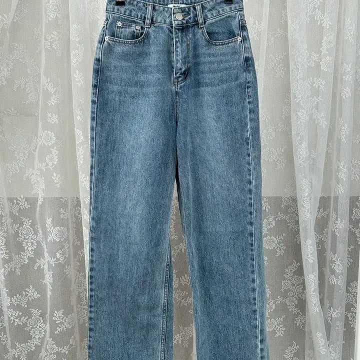 [BUNJANG] OIOI Wide Straight Denim Pants / XS) OIOI 오아이오아이 와이드 데님 팬츠