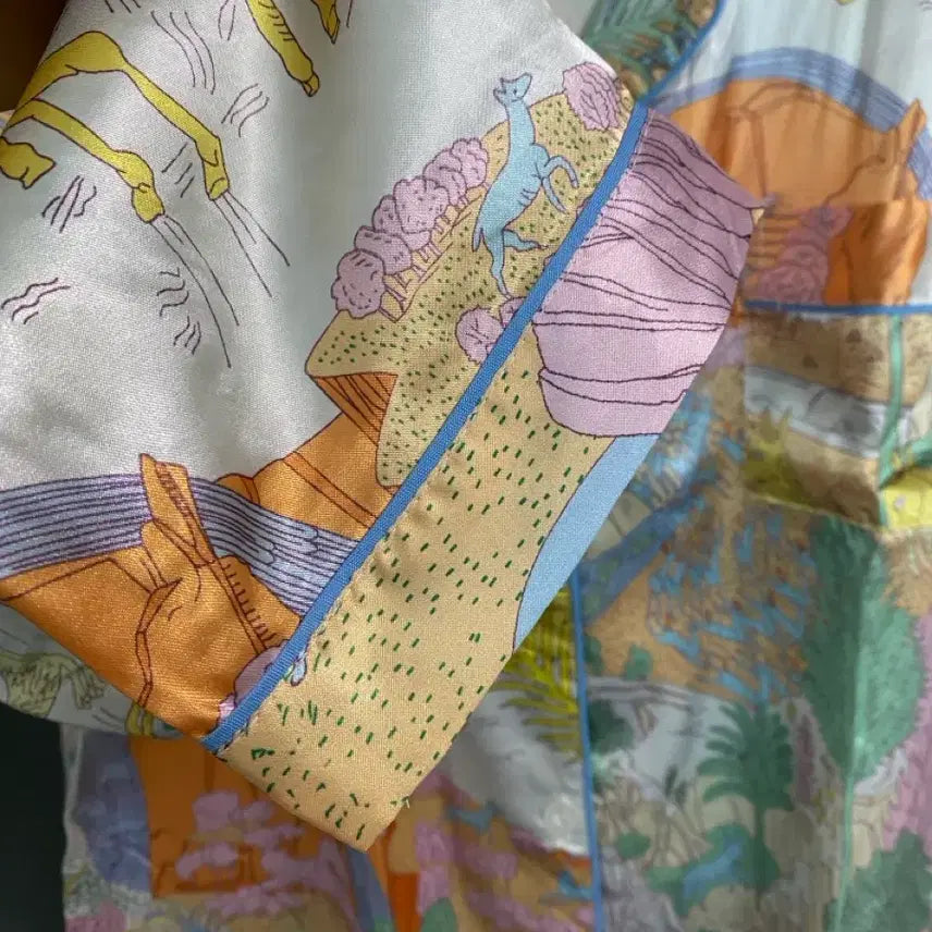 [BUNJANG] Silky Pattern Pajama Set / 나는[택없는 새상품 ] 화려한 실키 패턴 잠옷 세트 파자마 홈웨어