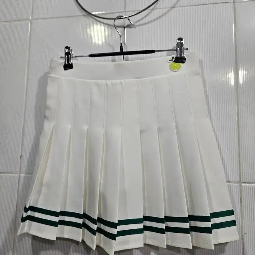 [BUNJANG] Hazzys Skirt (Size 55) New / 헤지스스커트(55)새상품