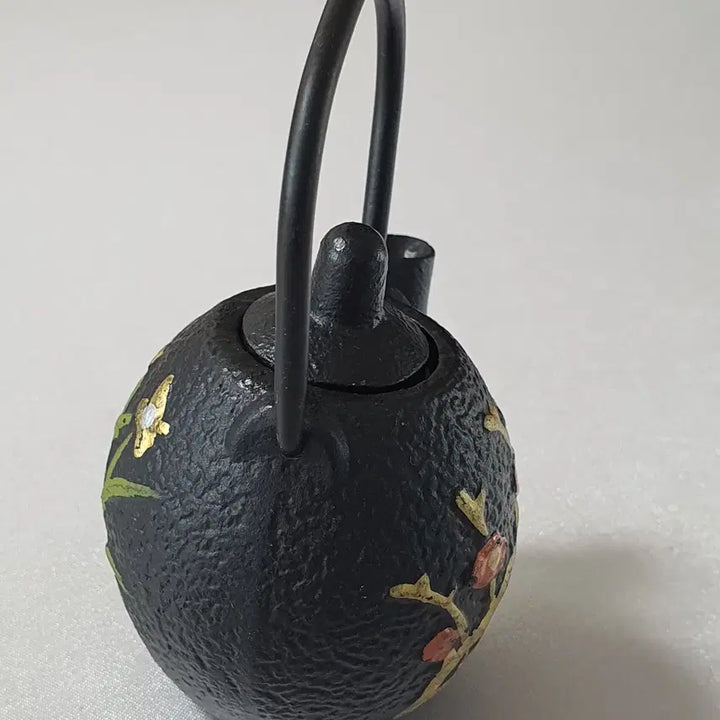 [BUNJANG] Jadeite Green Jade Inlaid Miniature Brass Kettle Ornament / 비취색 옥 장식 미니 주전자 소품