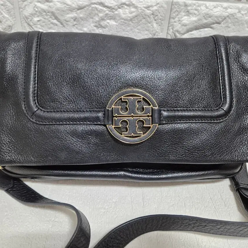 [BUNJANG] Tory Burch Leather Crossbody Bag / 토리버치