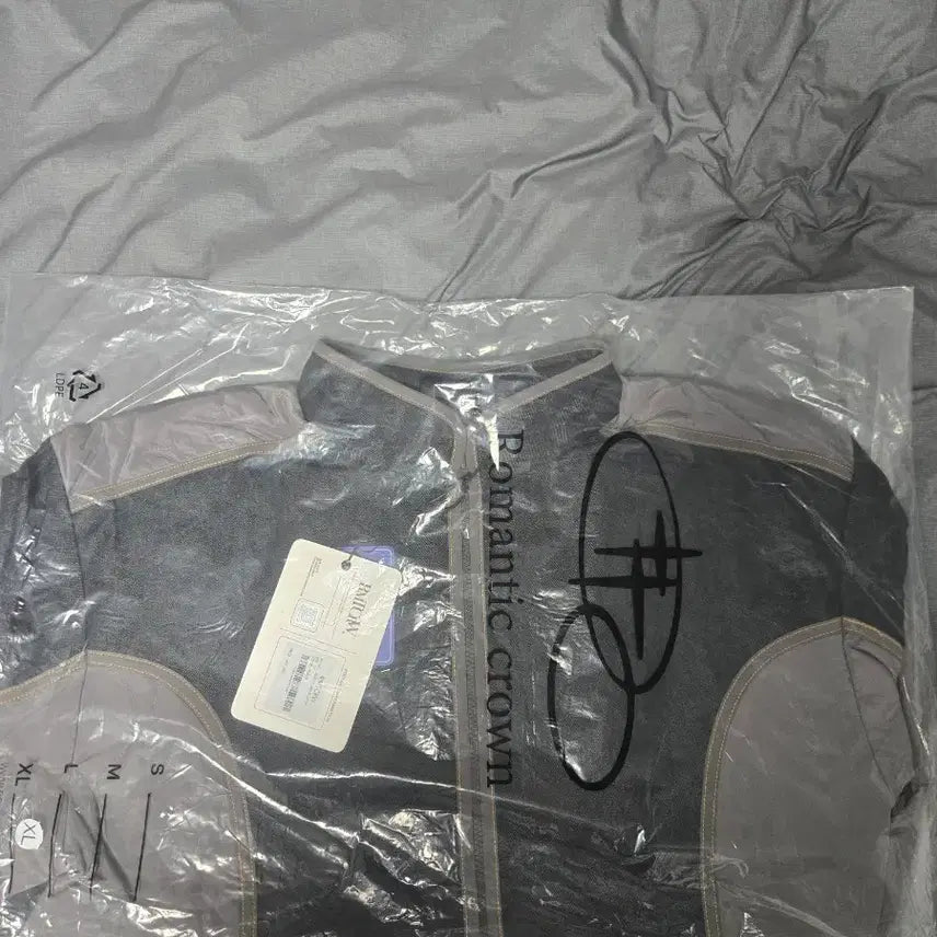 [BUNJANG] Romantic Crown Denim Quilting Jacket XL / 로맨틱크라운 데님 퀄팅 자켓 XL