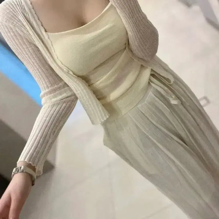 [BUNJANG] Sleeveless Top and Cardigan Set / 나시+가디건 세트