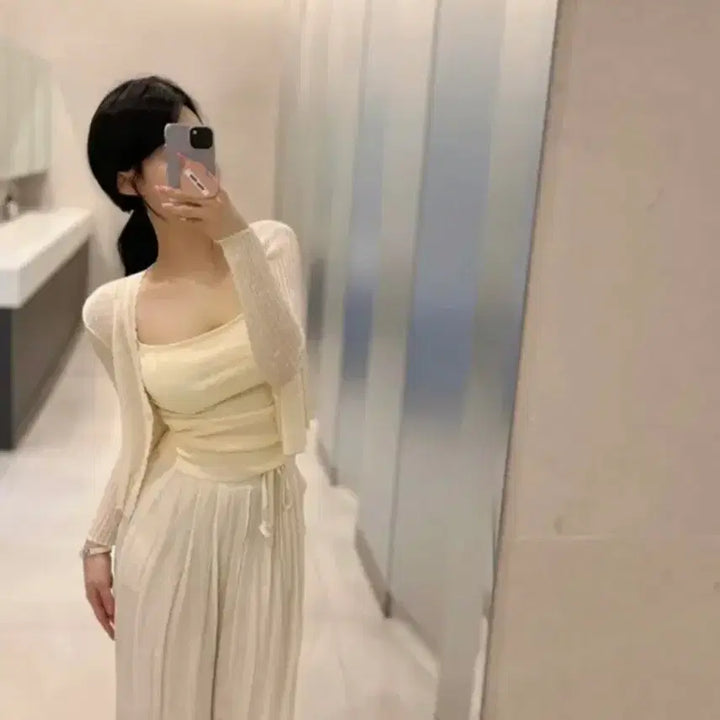 [BUNJANG] Sleeveless Top and Cardigan Set / 나시+가디건 세트