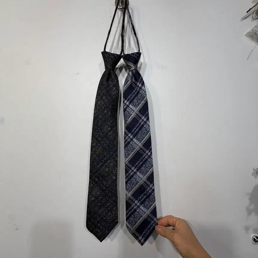 [BUNJANG] Rogatis 2-Piece Zipper Tie Set / 로가티스, 일모 지퍼 넥타이 2종 세트.서비스1개 총3개드림