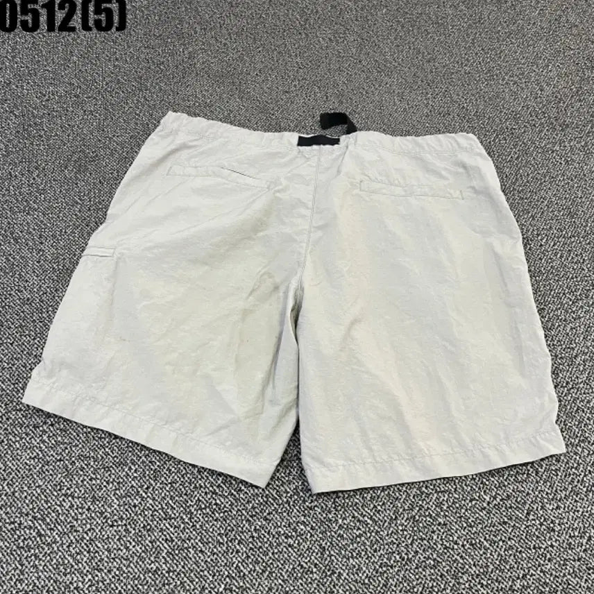 [BUNJANG] Uniqlo Belted Shorts / 유니클로 벨트 반바지 숏팬츠
