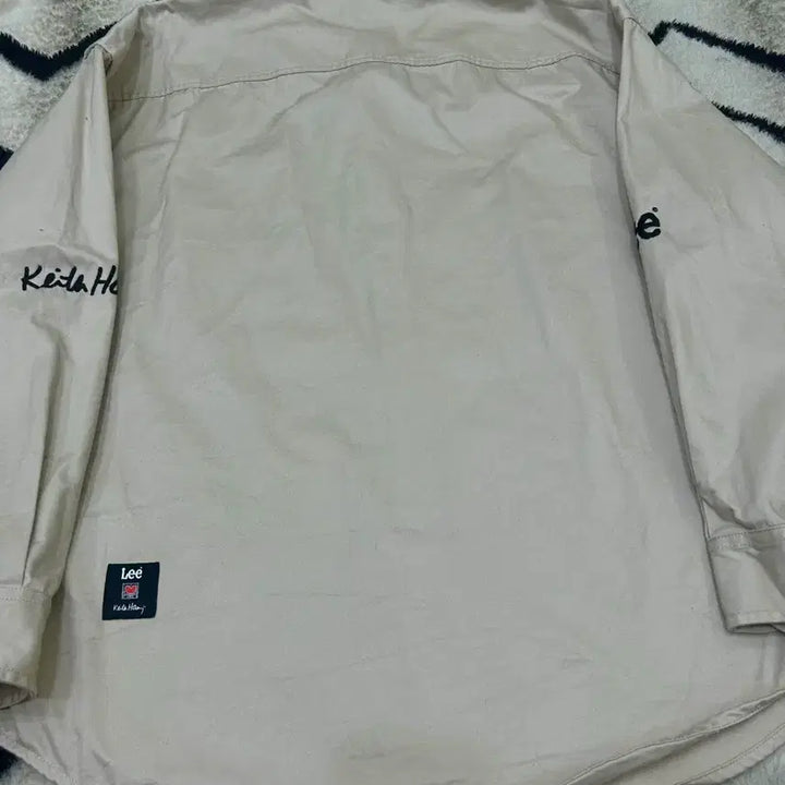 [BUNJANG] Lee X Keith Haring Beige Oversized Work Shirt / [L]Lee X 키스해링 오버핏 워크 셔츠/베이지