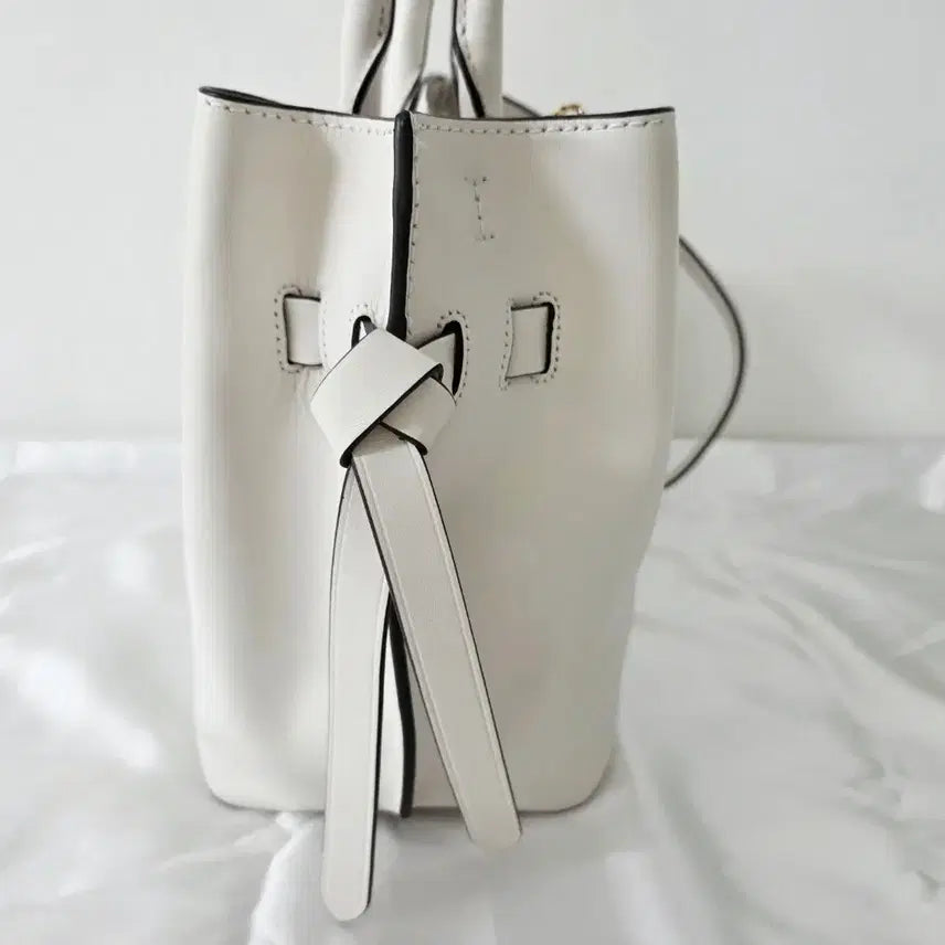 [BUNJANG] Michael Kors Hamilton Satchel Bag White / [마이클코어스 해밀턴 사첼백 화이트 / 거의 새상품급]