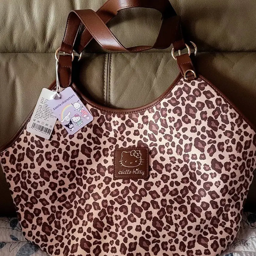 [BUNJANG] Sanrio Hello Kitty Leopard Hobo Bag / 산리오 정품 헬로키티 레오파드 호보백(새상품)