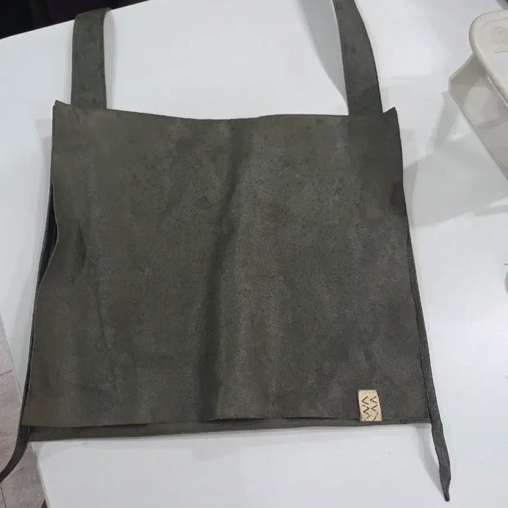 [BUNJANG] Visvim Deerskin Shoulder Bag / 비즈빔 사슴가죽가방