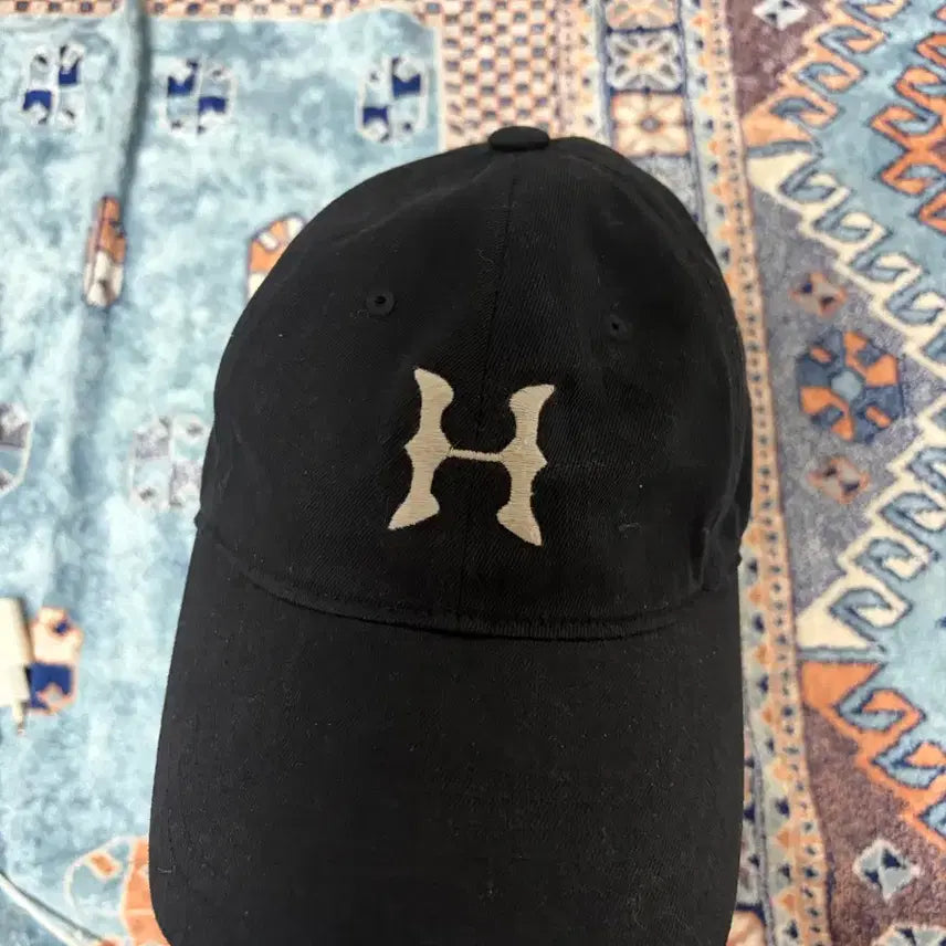 [BUNJANG] Hetching Room H Logo Ball Cap / 헤칭룸 h 로고 볼캡
