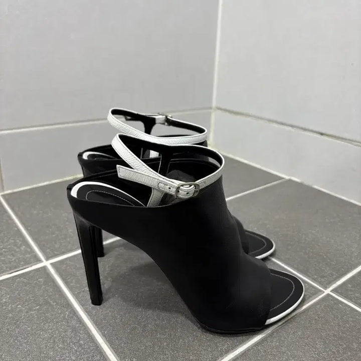 [BUNJANG] Balenciaga Leather Heels / 정품) 발렌시아가 힐