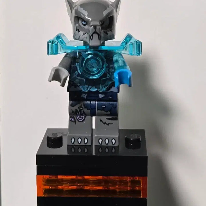 [BUNJANG] Lego Chima Ice Hunter Minifigure / 레고 키마 아이스헌터 미니피규어