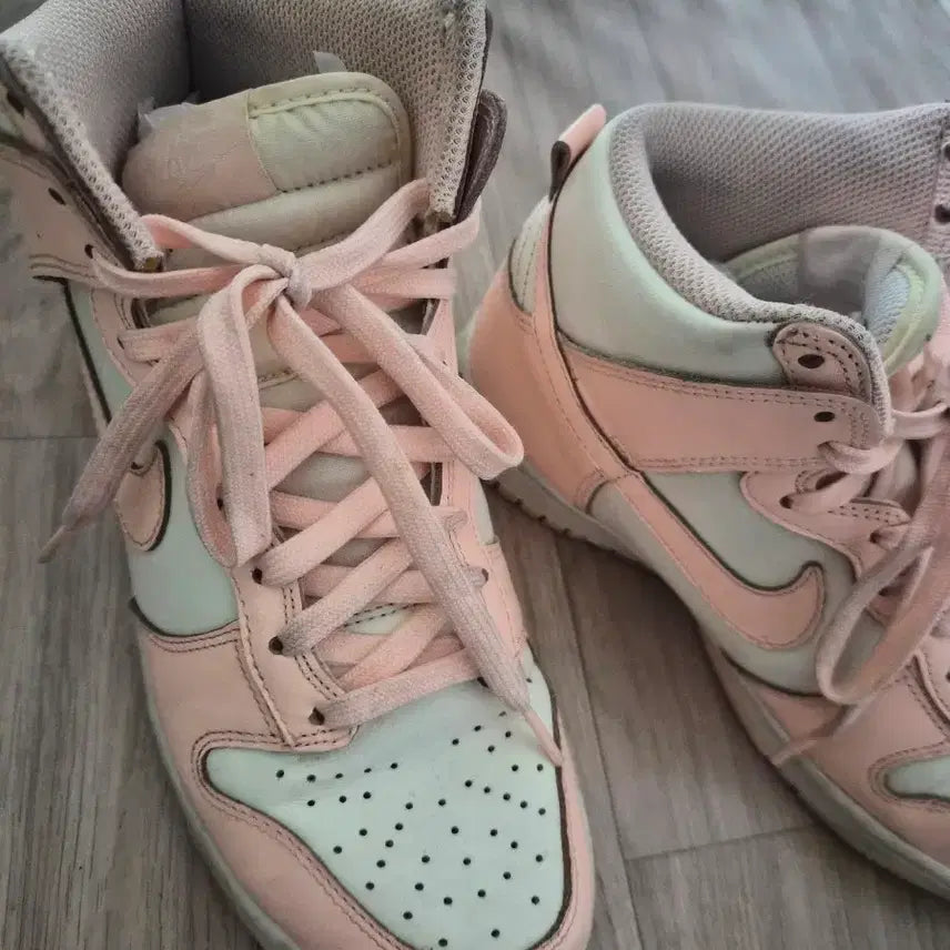 [BUNJANG] Nike Dunk High Crimson Tint Women&