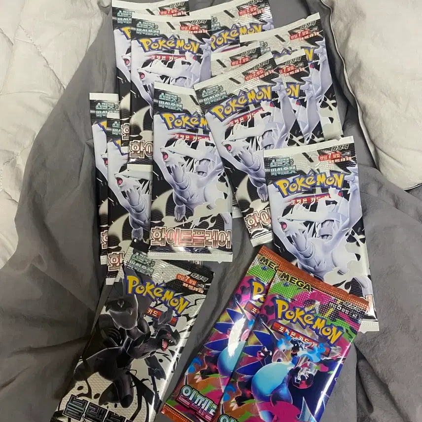 [BUNJANG] Pokemon Card Single Packs / 포켓몬카드 낱팩 팝니다.(인페,블랙,화이트 등)(급처)