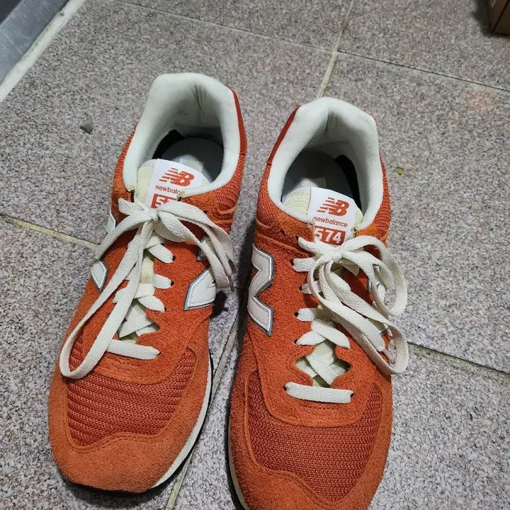 [BUNJANG] New Balance 574 Size? College Pack Orange Sneakers (275) / [275] 뉴발란스 size? 574 풀박스 컬리지팩 오렌지 팝니다