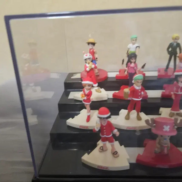 [BUNJANG] One Piece x Coca-Cola Collaboration Mini Figure Set (16 Types, Case Included) / 원피스 코카콜라 콜라보 미니 피규어 세트 16종(케이스포함)