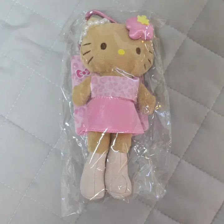 [BUNJANG] Sanrio Hello Kitty Go Go Girl Gyaru Collection Tan Kitty Mascot Plush / 산리오정품 헬로키티 고고걸 갸루 컬렉션 롱다리키티 태닝키티 마스코트 인형