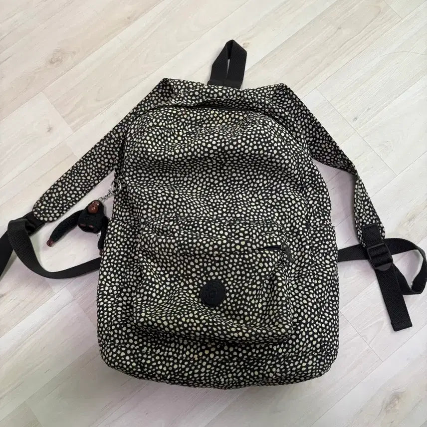 [BUNJANG] Kipling Dot Pattern Backpack / 키플링 백팩 도트패턴