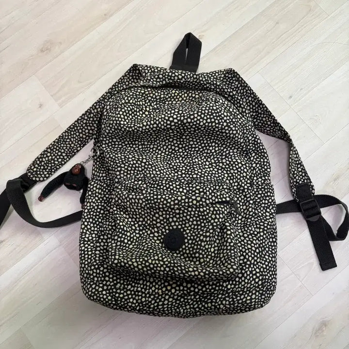 [BUNJANG] Kipling Dot Pattern Backpack / 키플링 백팩 도트패턴