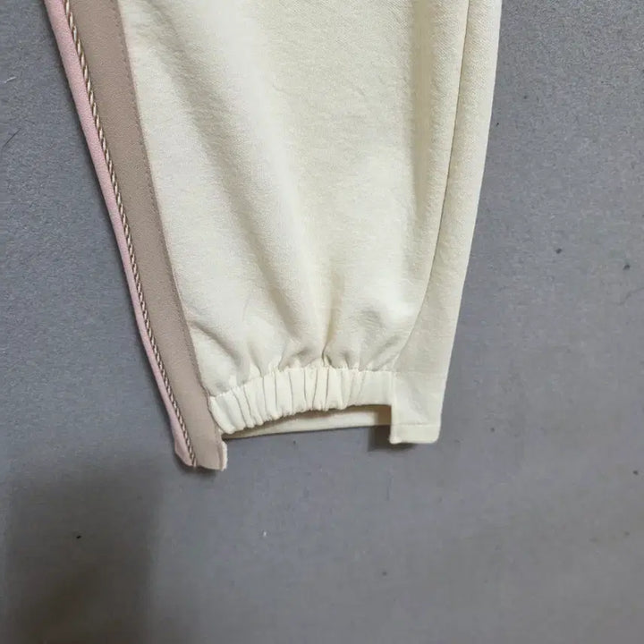 [BUNJANG] Ashley Shop Jogger Style Training Pants - Beige / 핏이쁜 조거스타일 트레이닝 바지 F  n5212