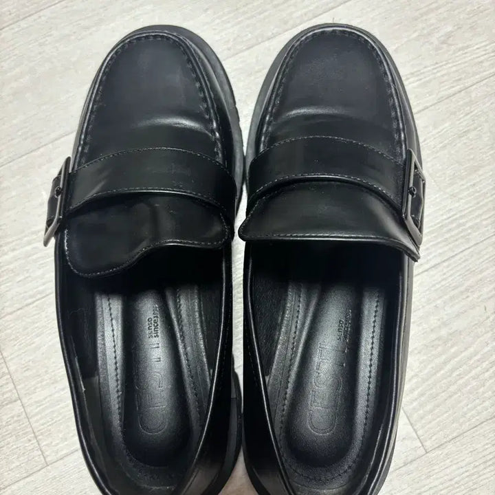 [BUNJANG] Sestie Square Platform High Loafers / 세스띠 스퀘어 통굽 하이 로퍼