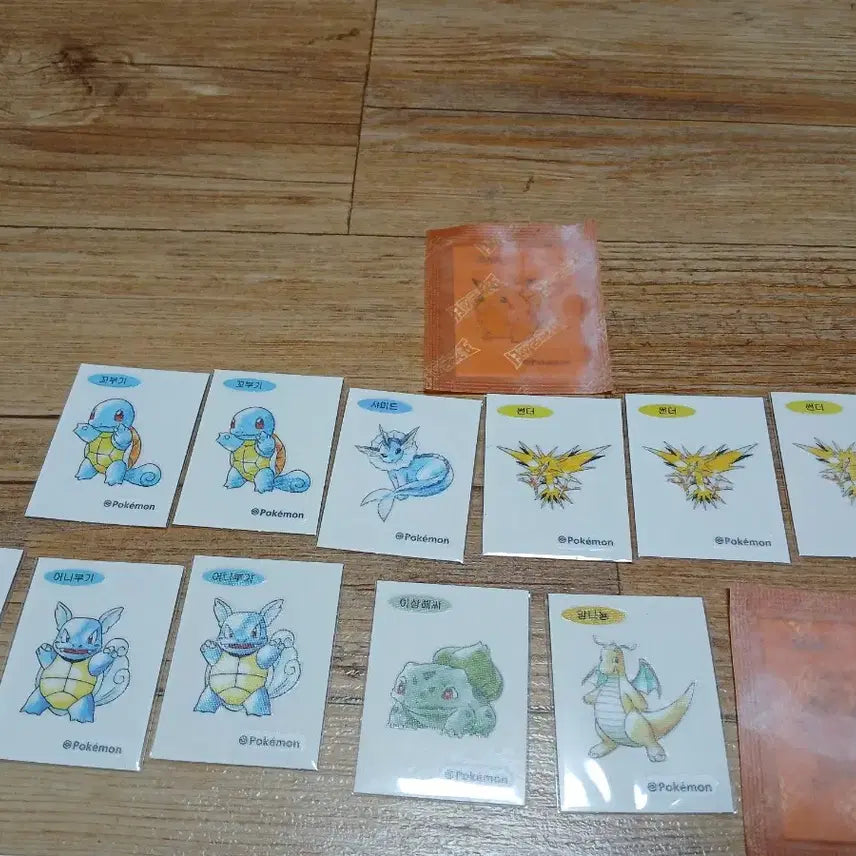 [BUNJANG] Pokemon 30th Anniversary Retro Artwork Ttibu Seal / 포켓몬 레트로 30주년 아트웍 띠부씰 교환/ 판매
