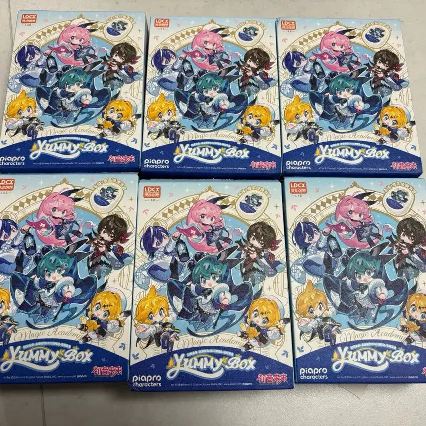 [BUNJANG] LDCX Vocaloid Magic Academy Plush Keychain Full Set (Hatsune Miku, Kaito, Megurine Luka, Meiko, Kagamine Rin, Kagamine Len) + Bonus Chick Len Plush / [정품] LDCX 보컬로이드 야미박스 풀세트-하츠네미쿠외(병아리렌은덤)