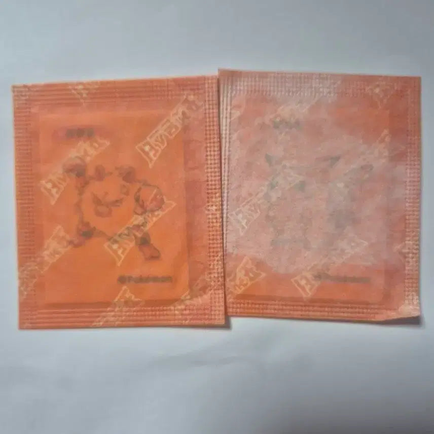 [BUNJANG] Pokemon Bread 30th Anniversary Sticker Pikachu / 포켓몬빵 30주년 띠부실 피카츄 판매합니다.