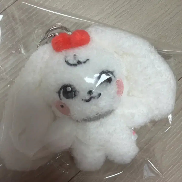 [BUNJANG] IVE MiniB 10cm Keyring / 아이브 미니브 10센치 키링