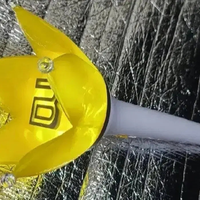 [BUNJANG] Big Bang Bong Lightstick / 상태 좋은 빅뱅 응원봉 뱅봉 최저가에 팝니다!