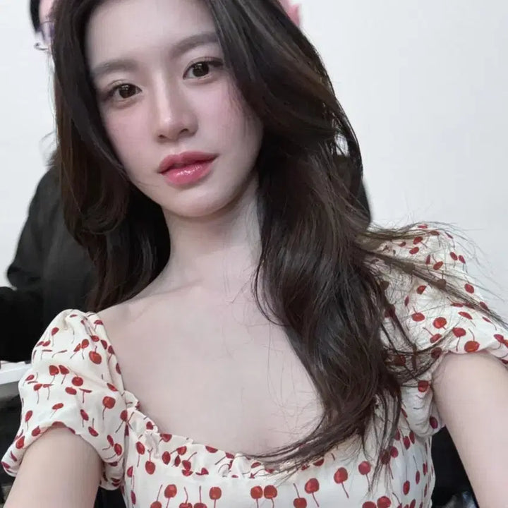 [BUNJANG] Reformation Davonne Cherry Dress / (고윤정 착용) 리포메이션 체리 Davonne 드레스