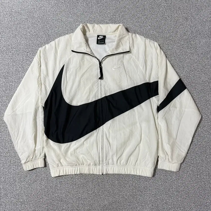 [BUNJANG] Nike Big Swoosh Windbreaker Jacket - Size M / [정가 14만원] 나이키 빅스우시 바람막이 M