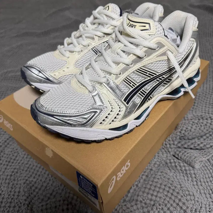 [BUNJANG] Asics Gel-Kayano 14 White Midnight / 젤카야노14 화이트미드나잇 265