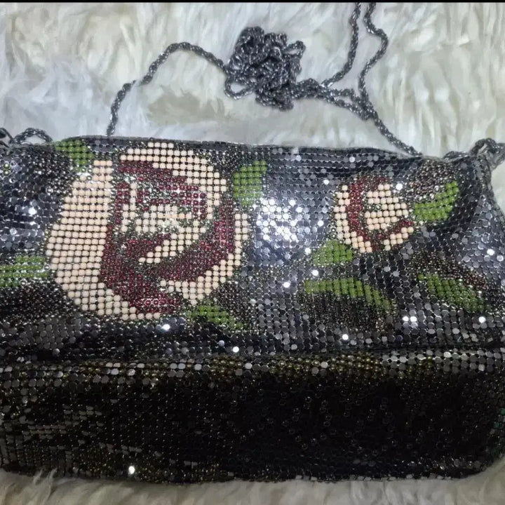[BUNJANG] Mesh Rose Embroidery Chain Shoulder Bag / 메쉬 장미 자수 체인 숄더백 외 개당