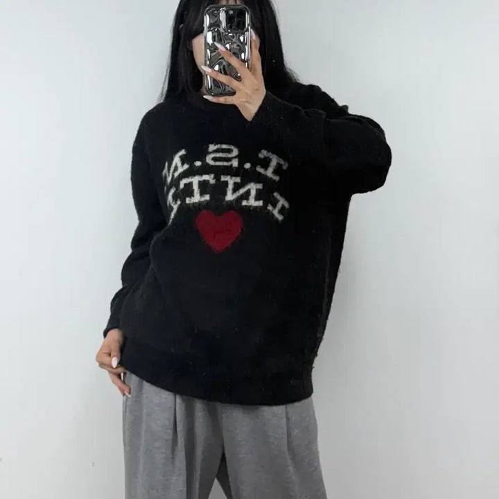 [BUNJANG] Thisisneverthat T.S.N. Heart Sweater / 디스이즈네버댓 T.S.N. 하트 스웨터 E0512