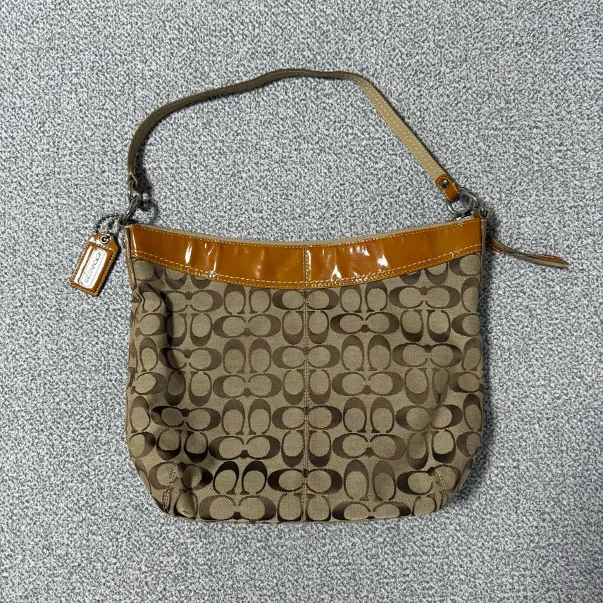 [BUNJANG] Coach Soho Pleated Tote Bag / COACH 코치 소호 플리티드 토트백