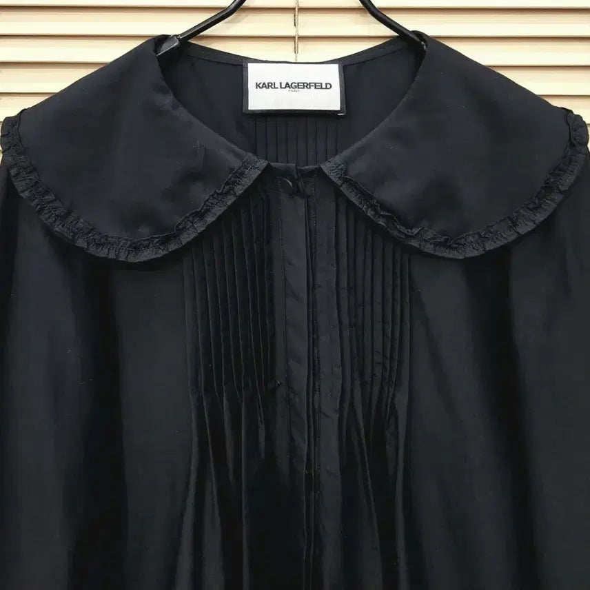 [BUNJANG] CUSTOMELLA Big Collar Shirt Blouse / (새상품)칼라거펠트 빅카라 셔츠블라우스
