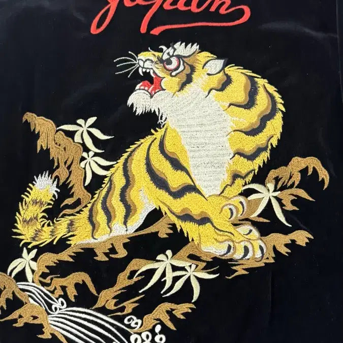 [BUNJANG] Bronson Reversible Souvenir Jacket / 브론슨 스카잔 리버시블 수베니어 자켓