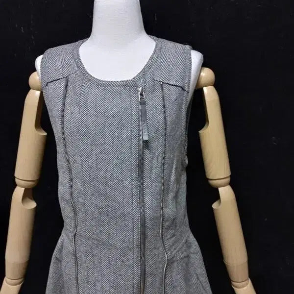 [BUNJANG] Objet Herringbone Wool Sleeveless Mini Dress / 오브제 헤링본 정품 여자 이중시퍼 여성 모직 민소매티셔츠원피스85-96