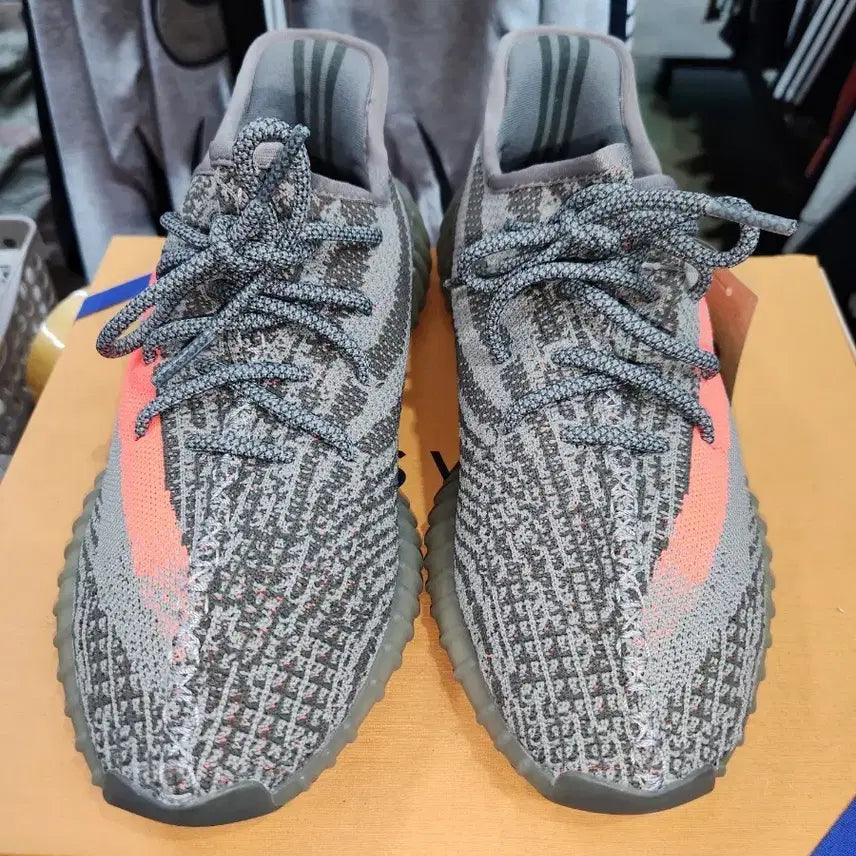 [BUNJANG] Adidas Yeezy Boost 350 V2 Beluga / (265)아디다스 이지부스트 350 V2 벨루가