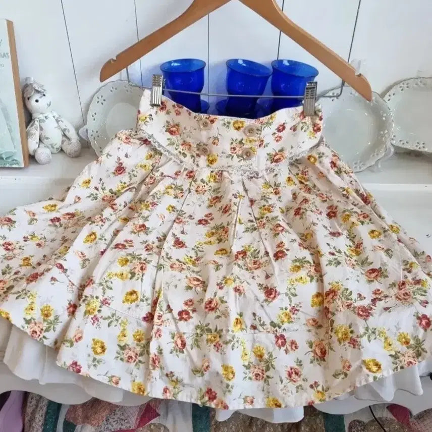 [BUNJANG] ARROW Flower Tiered Skirt / ARROW(애로우) 플라워 티어드 스커트