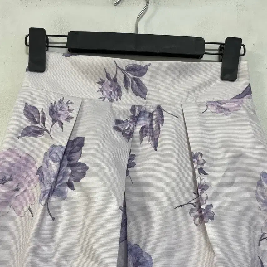 [BUNJANG] Silky Satin Floral Pattern Long Flare Skirt / 택ㅇ특가새)N6316 실키새탄느낌 꽃무늬 롱 스커트.플레어
